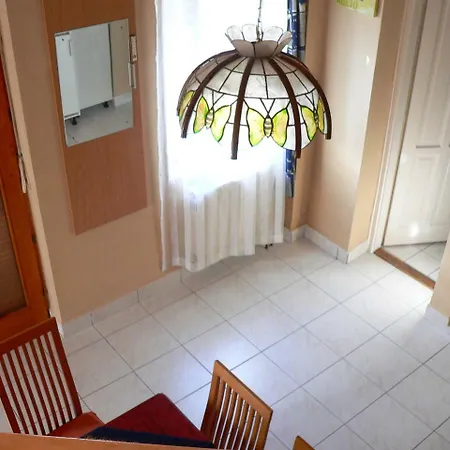 Case de vacanță Apartman Betty Bukfurdon