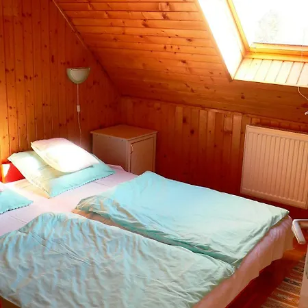 Case de vacanță Apartman Betty Bukfurdon